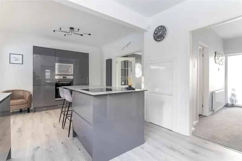 3 Bedroom Semi-Detached House for Rent in North Leeds