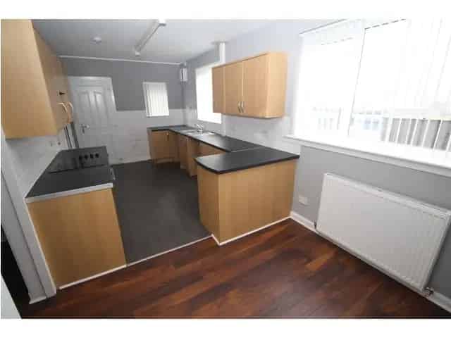 3 Bedroom Semi-Detached Villa For Sale