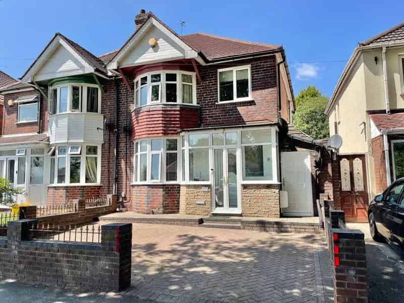 3 Bedroom Semi Detached House For Sale