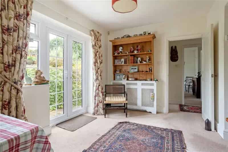3 Bedroom Detached House for Sale in Burcombe