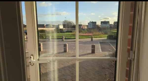 2 Double Bedroom Townhouse with Garden and Parking