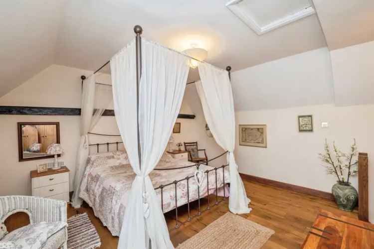 Delightful One Bedroom Cottage Winterton on Sea