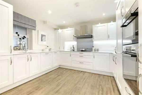 Pinewood Place, Hatch Lane, Windsor, Berkshire, SL4 3RW | New homes for sale | Savills
