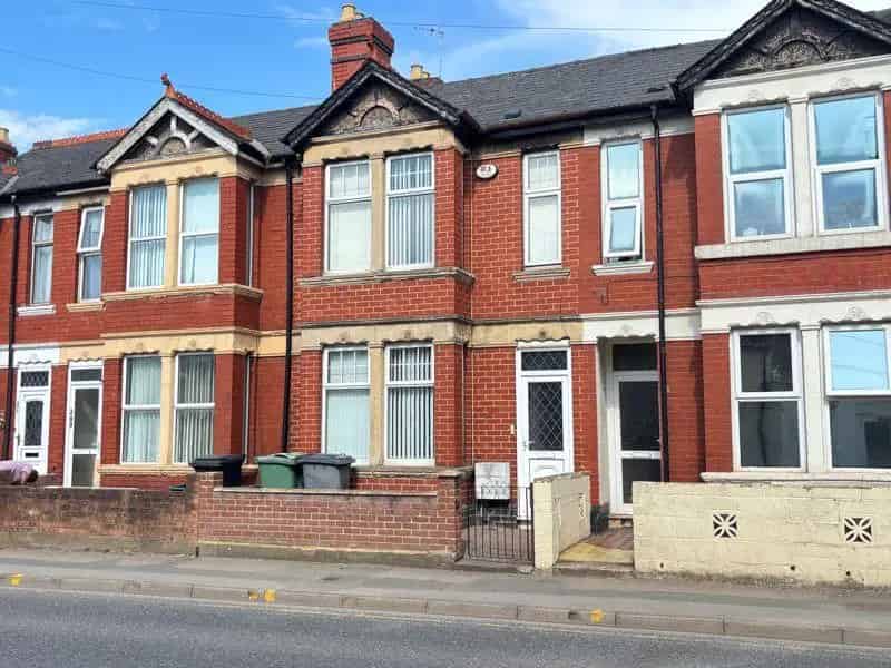 3 Bedroom Victorian Terrace House For Sale