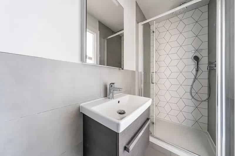 Luxury Studio Apartment in Purley - Modern Living near Station