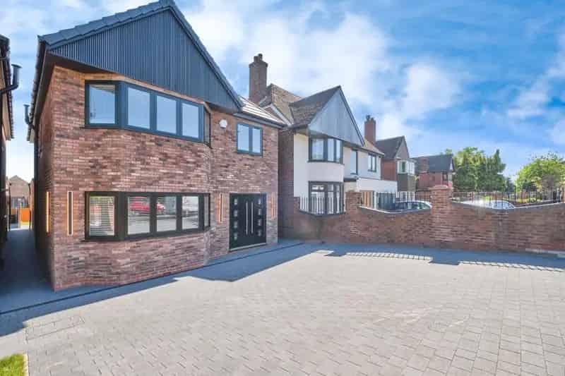 5 Bedroom Detached House For Sale New Build