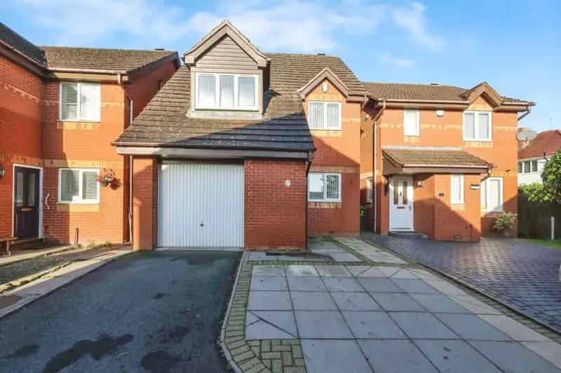 3 Bed Detached Family Home No Upward Chain