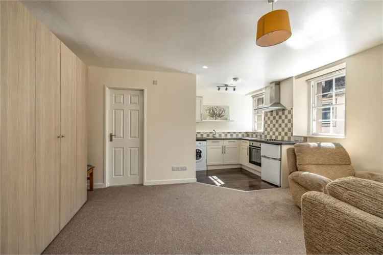 Studio Apartment in Kelso - Ideal First Home or Investment