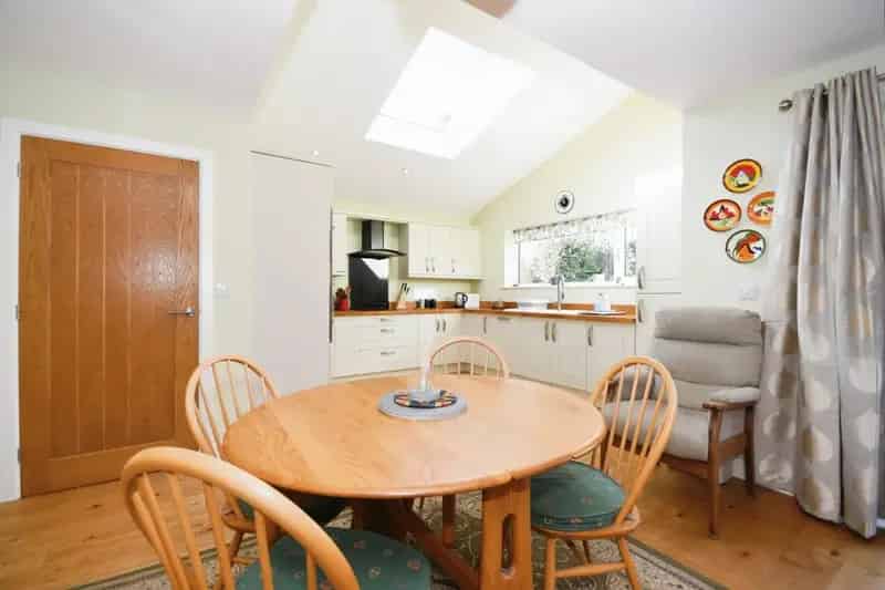 3 Bedroom Detached Bungalow with Double Garage For Sale