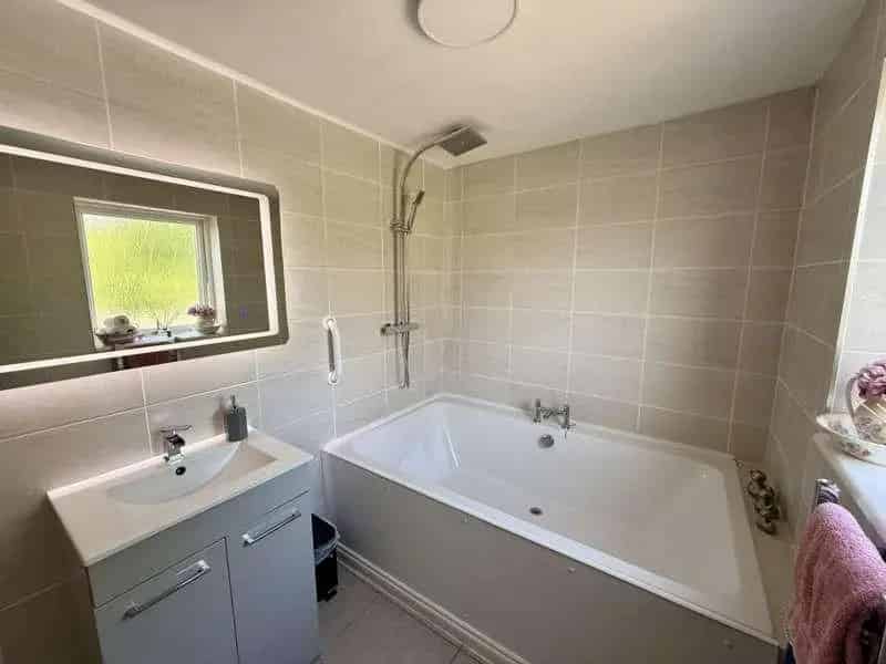 2 Bed Flat for Sale in West Kilbride