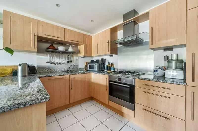 3 Bed Flat for Sale in Prestigious Gated Development