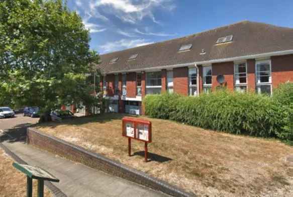 Old Hatfield Office Suite near Hatfield Station