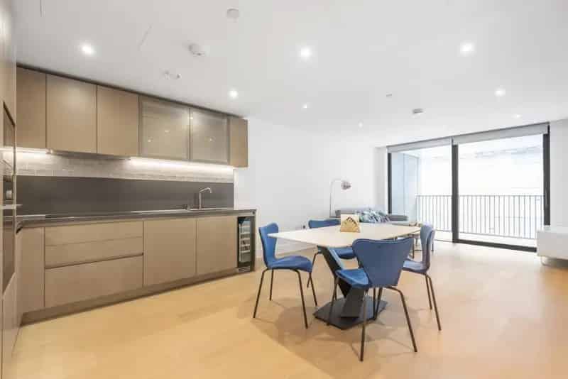 Luxury 2-Bedroom Apartment near Battersea Park