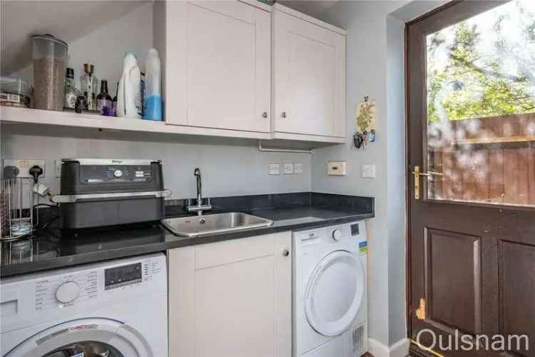 4 Bed House for Sale in Bromsgrove Woodland Grange