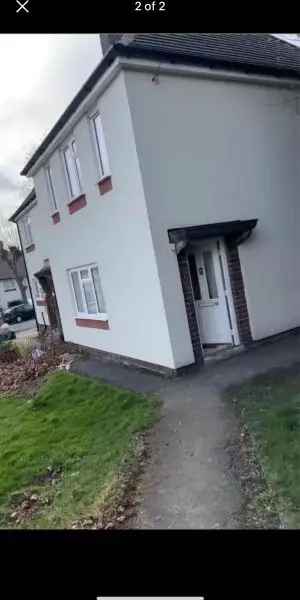 House For Rent in Chesterfield, England