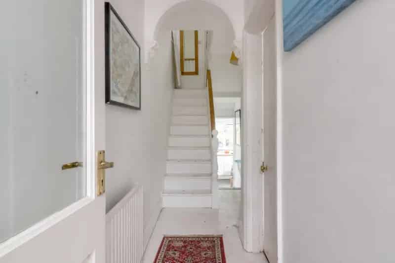 2 Bedroom House For Sale - Freehold - Needs Updating