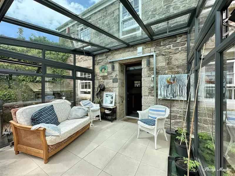 3 Bedroom Cottage for Sale