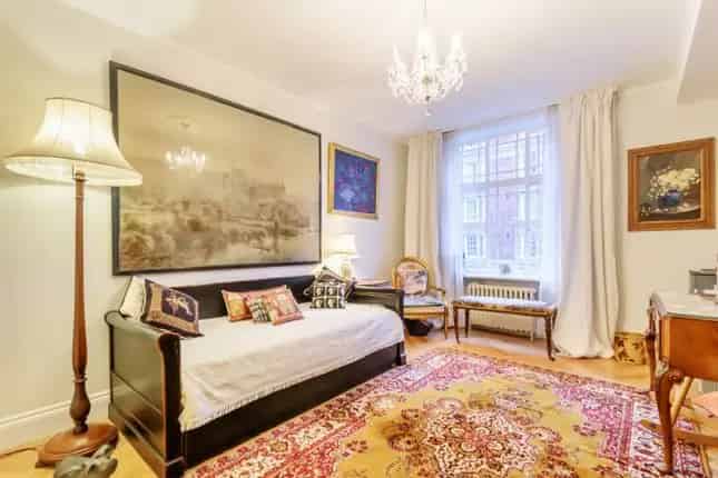 4 Bedroom Apartment near Hyde Park - Art Deco Building