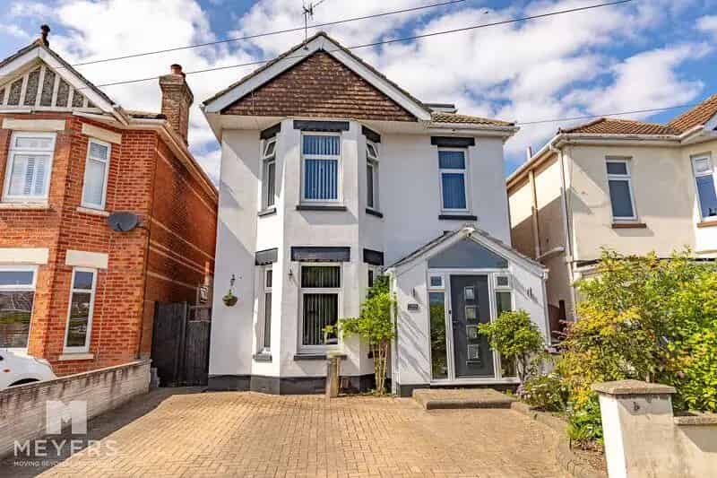 4 Bedroom Detached House For Sale Moordown