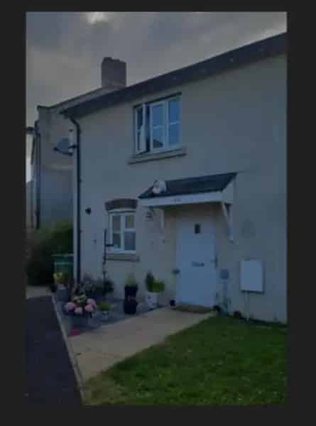 2 Bed End Terrace House Street Near Schools and Amenities