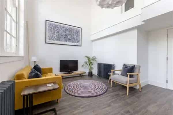 Stunning One Bedroom Duplex Apartment in Bruntsfield Edinburgh