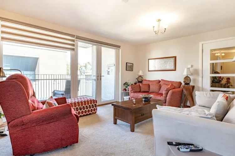 2 Bedroom Apartment for Sale in Bearsden