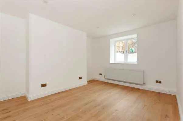 2 Bedroom Apartment for Sale in Putney