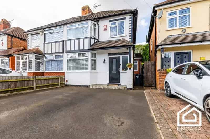 3 Bedroom Semi Detached House For Sale Olton