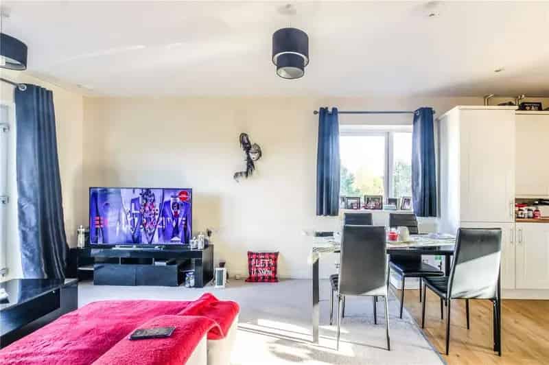 2 Bedroom Apartment for Sale