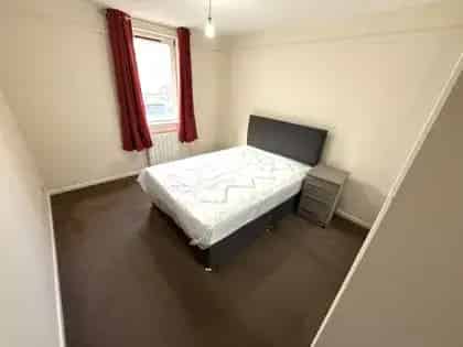 2 Bed Furnished Flat Aberdeen City Centre Private Parking