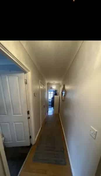 2 Double Bedroom Flat 22ft Front Room Great Location