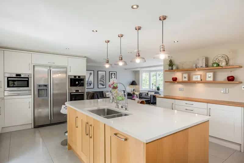 4 Bedroom Detached House for Sale Hopton Crofts Leamington Spa