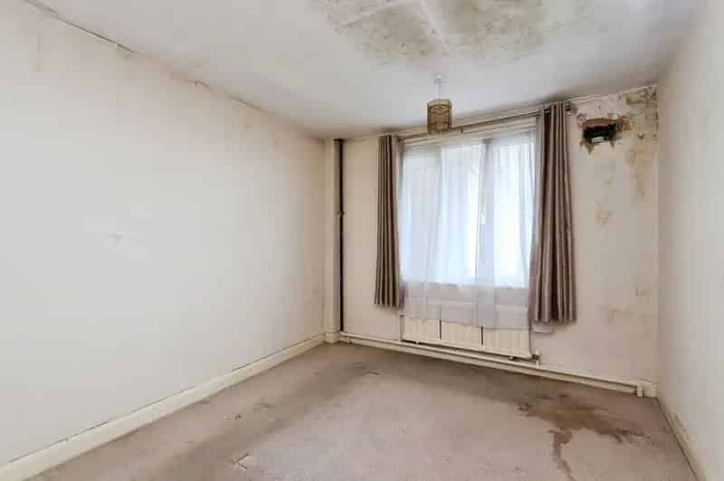 2 Bedroom Flat for Sale Sheffield S6