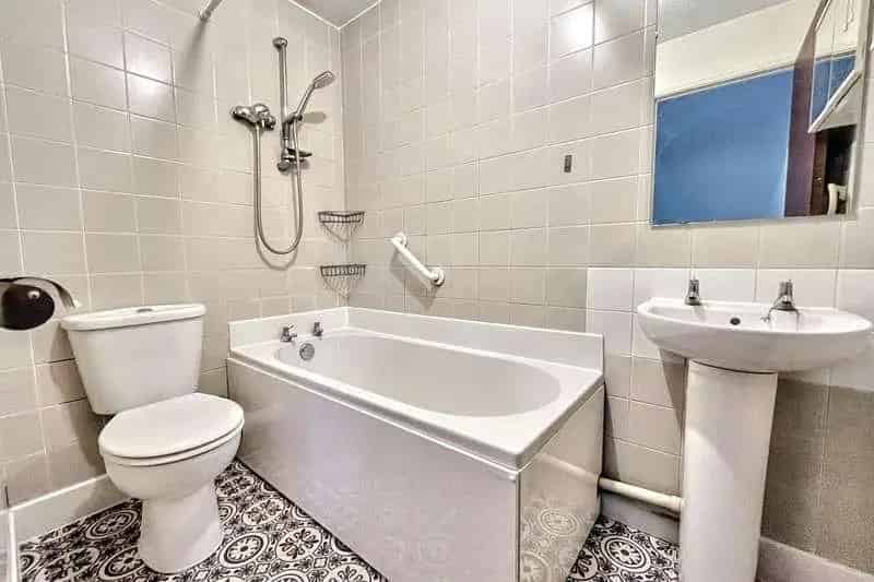 2 Bed House for Sale Valley Park