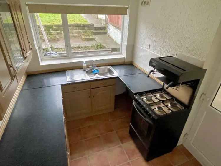 3 Bedroom Semi-Detached House For Sale in Kingstanding