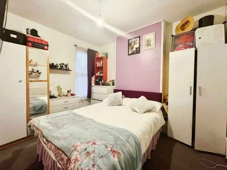 3 Bedroom Maisonette For Sale London E16