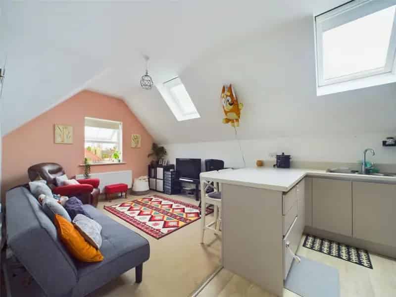 2 Bedroom Apartment near Bournemouth Beach