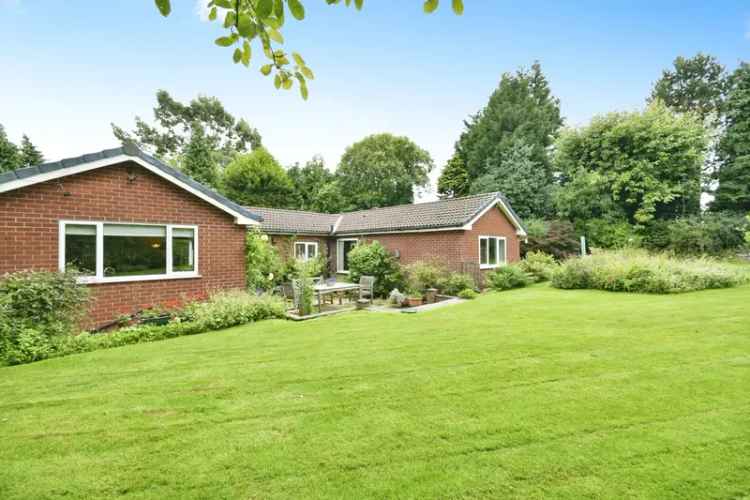 Extended Detached Bungalow Near Disley 3 Beds Double Garage Gardens