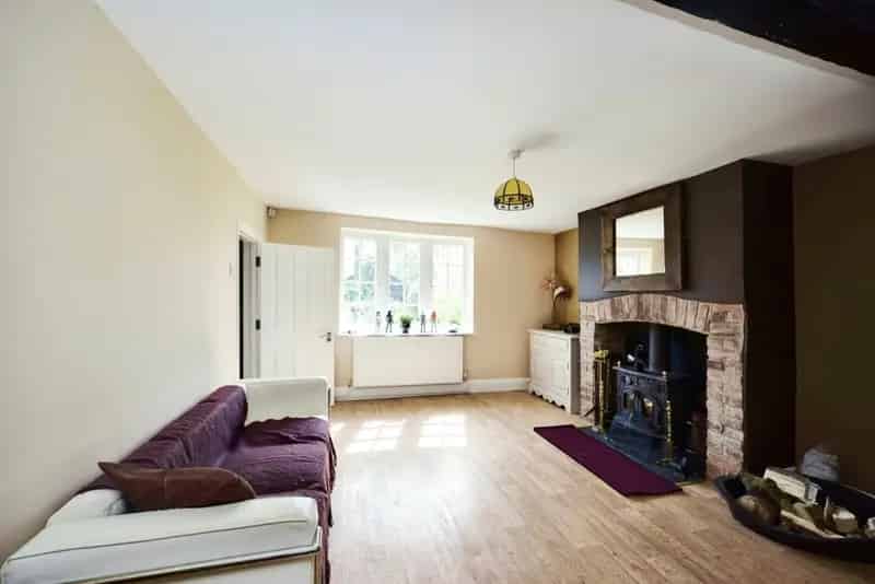 Four Bedroom House with Annex Larkfield