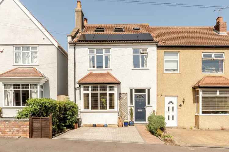 4 Bedroom End of Terrace House for Sale
