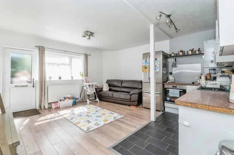 2 Bed Ground Floor Flat Near Southampton Shirley High Street