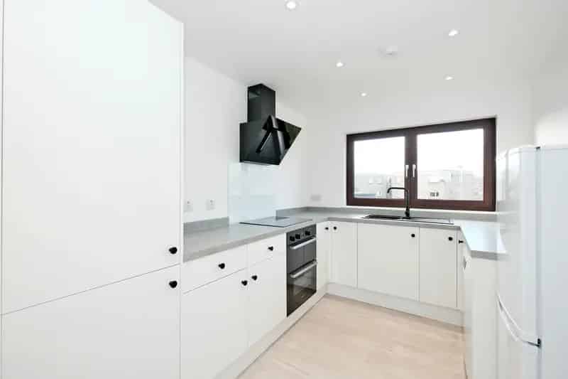 3 Bedroom Top Floor Flat for Sale in Dyce