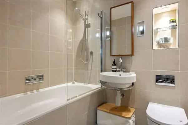 Two Bedroom Apartment Clerkenwell Road London