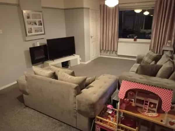 3 Bedroom House Near Schools and Shops