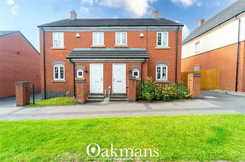 3 Bedroom Semi Detached House For Sale