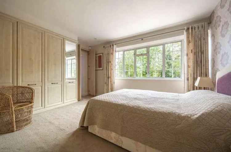 3 Bed House for Sale Near Friary Park North Finchley