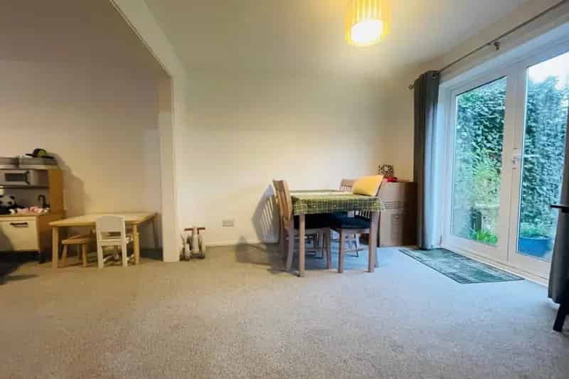 Three Bedroom House Near Welwyn Garden City Station