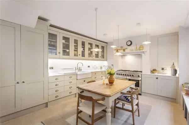 5-Floor House with Period Features and Modern Amenities