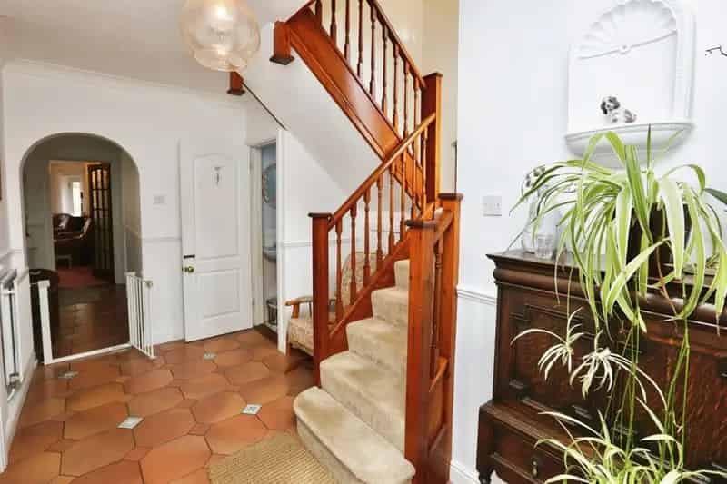 Charming 4-Bedroom Detached Home with Character Features and Large Garden