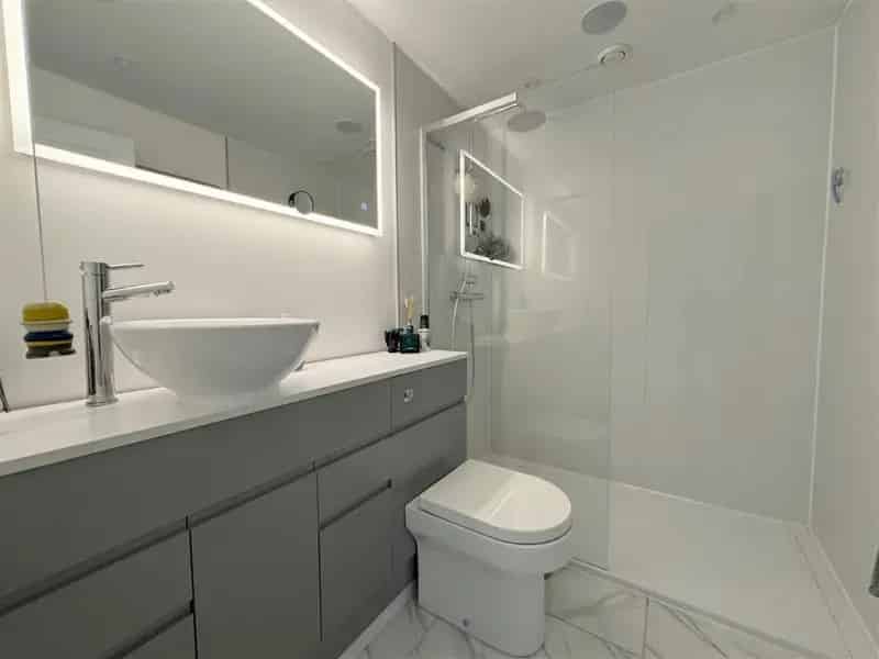 2 Bed Property for Sale